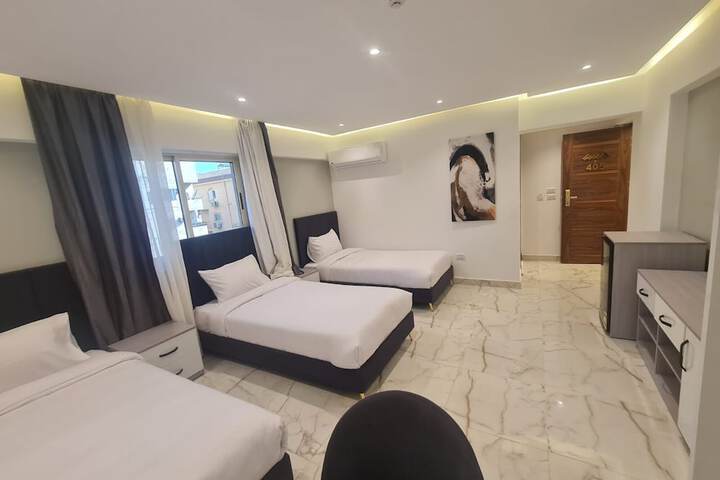 Room 22 of 85