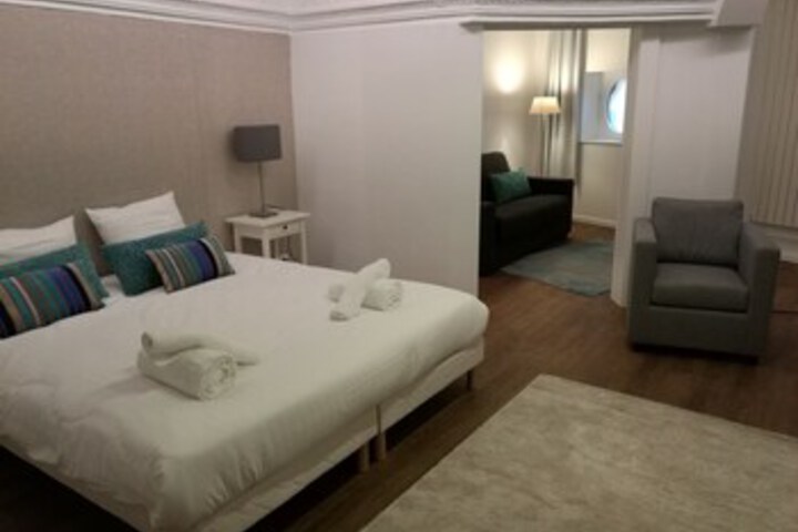 Room 40 of 60