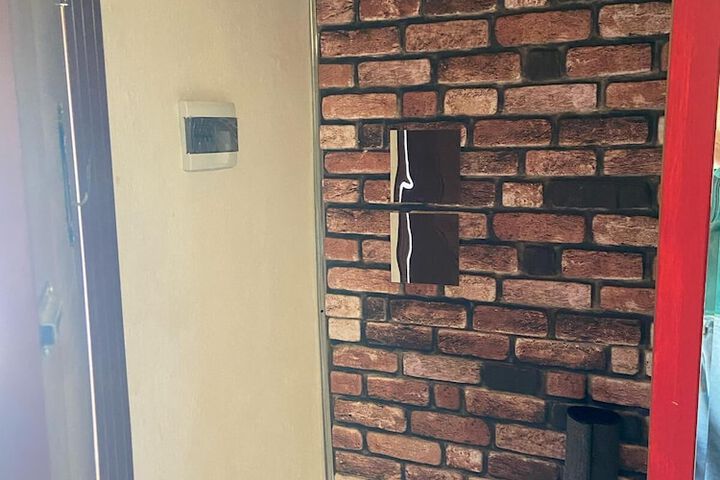Room 85 of 263