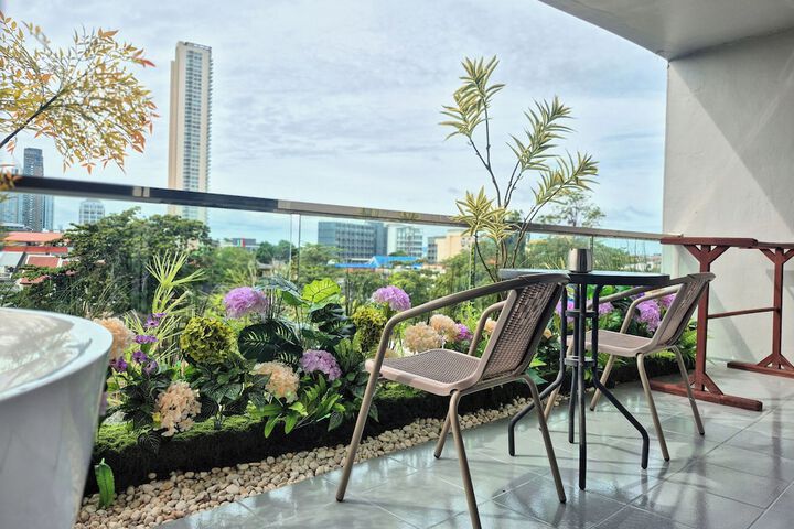 Terrace/Patio 75 of 168