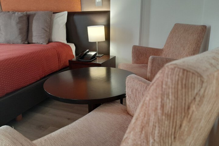 Room 28 of 70