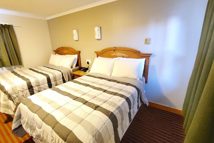 Room 38 of 181