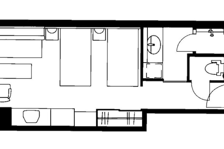 Room 8 of 105