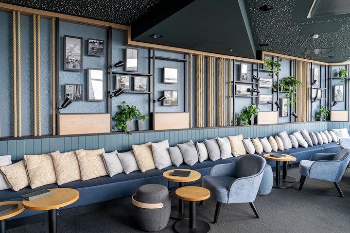 Lounge 59 of 71