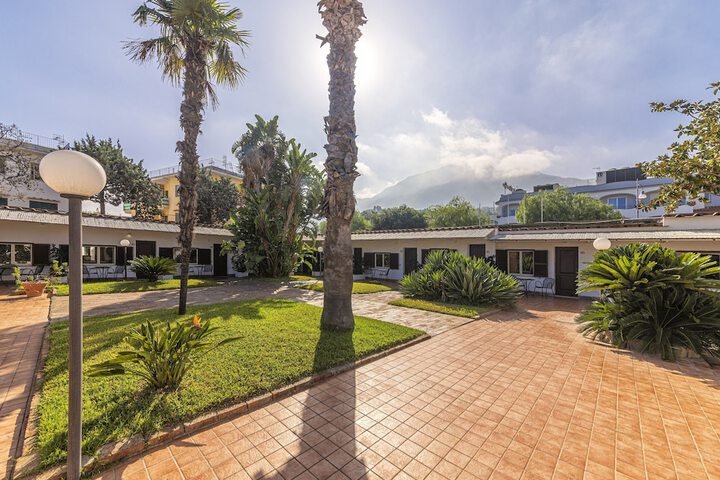 Hotel 65 of 66