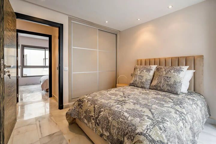 Room 17 of 21