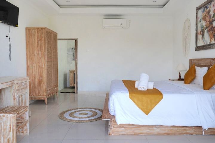 Room 14 of 74