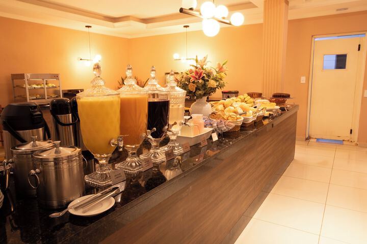 Breakfast/Coffee Service 47 of 67