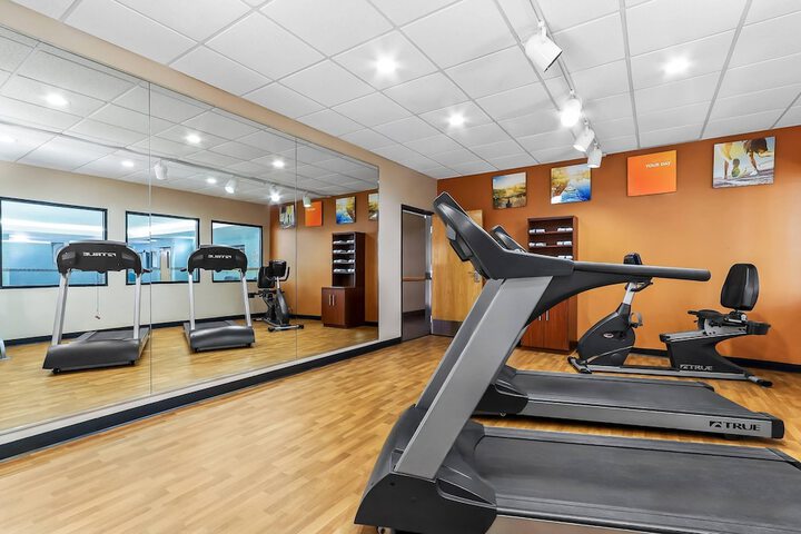 Hotel Gym Photos