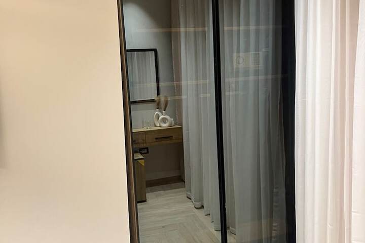 Room 14 of 150