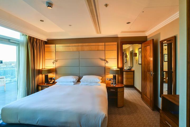 Room 68 of 284