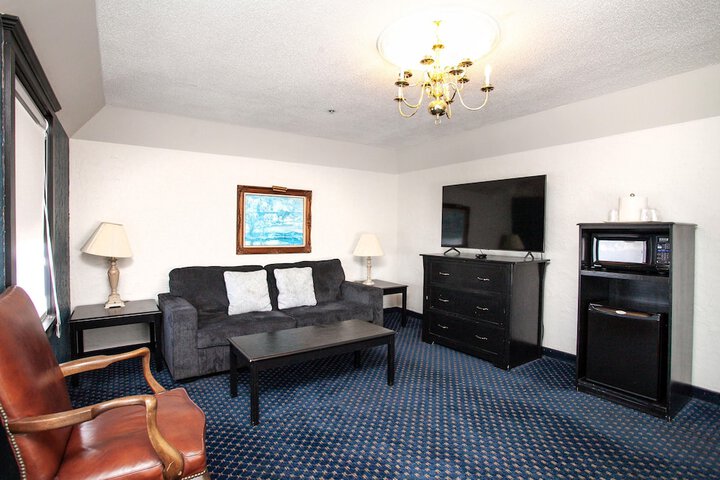 Room 77 of 175