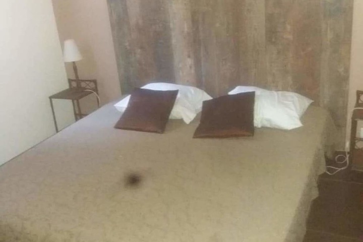 Room 2 of 20