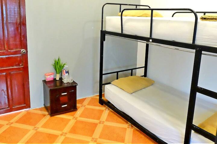 Room 18 of 39
