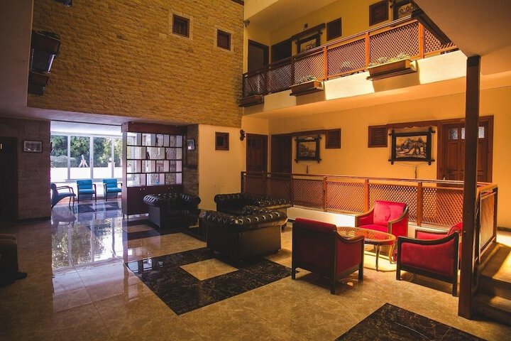 Room 8 of 23