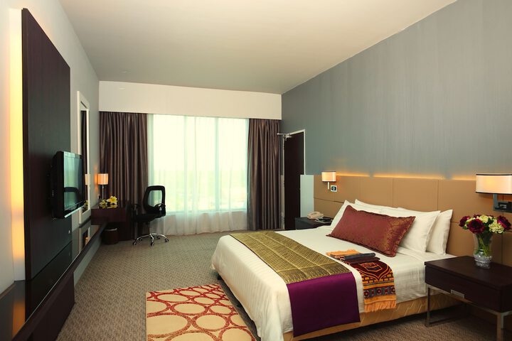 Room 42 of 148