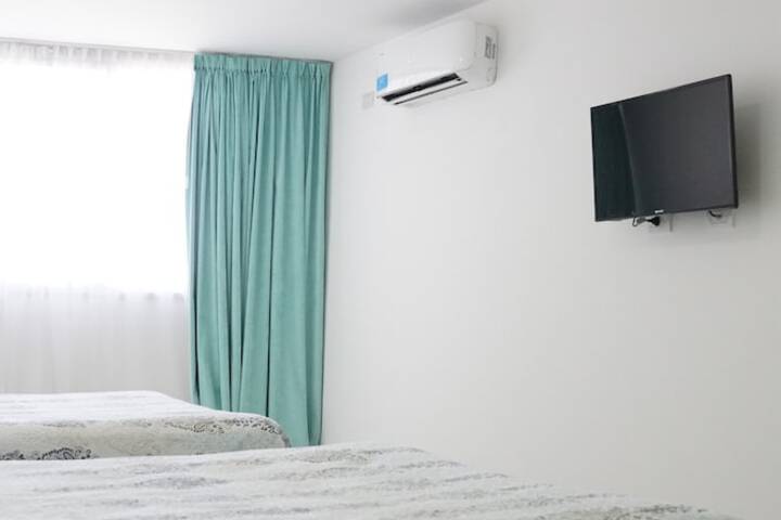 Room 29 of 161