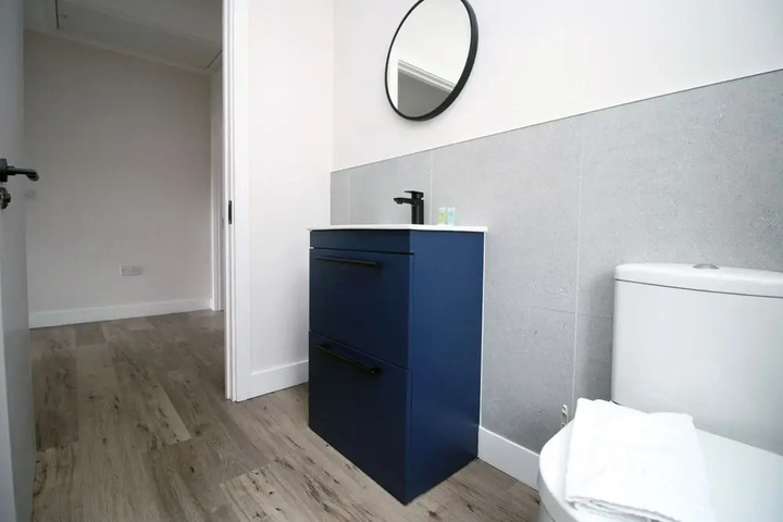 Room 9 of 21