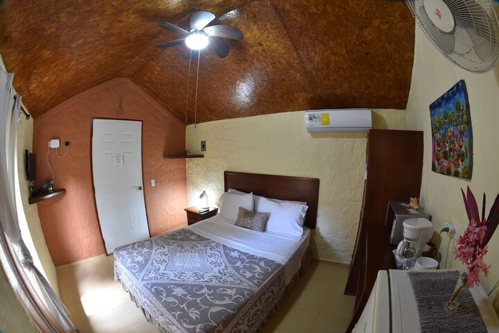 Room 13 of 43