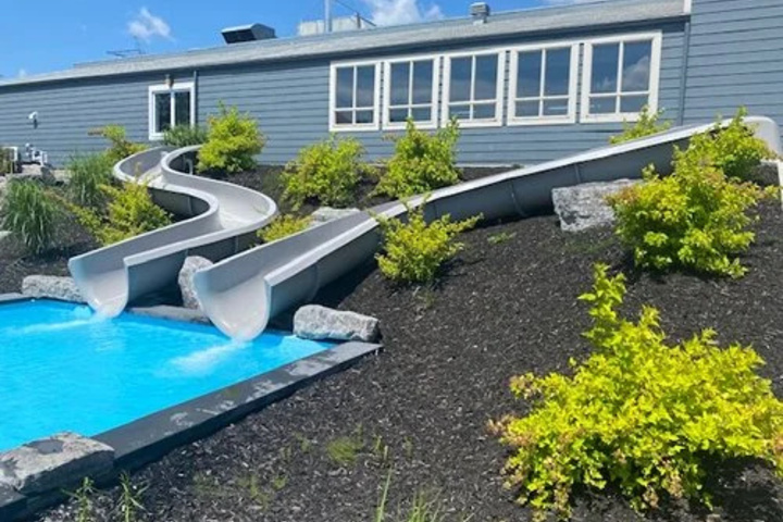 Pool 10 of 18