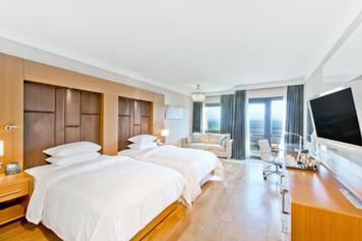 Room 14 of 48