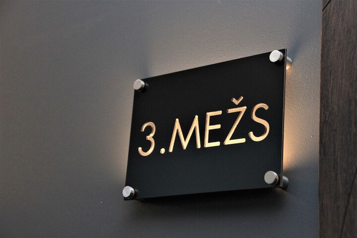 Room 13 of 58