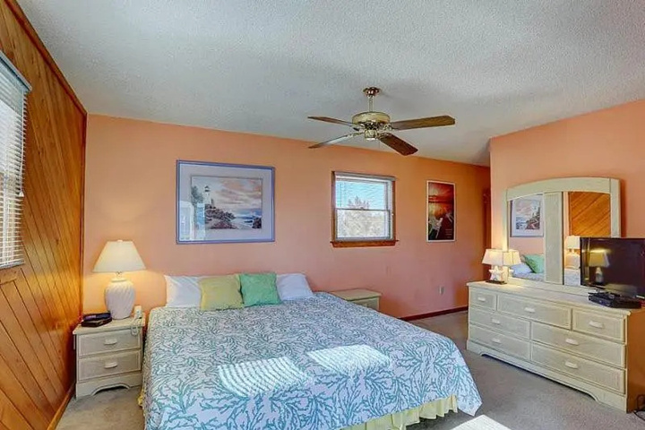 Room 4 of 21