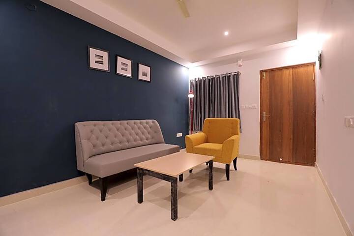 Super OYO SilverKey Executive Stay