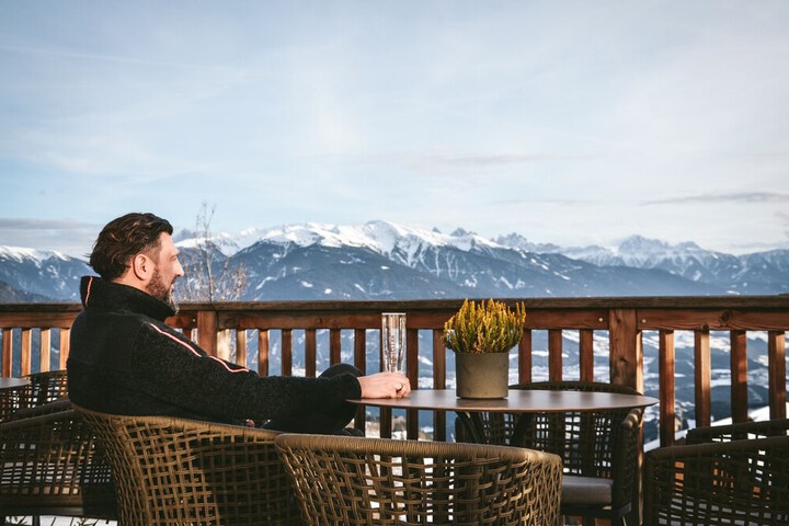 Sundeck 142 of 152