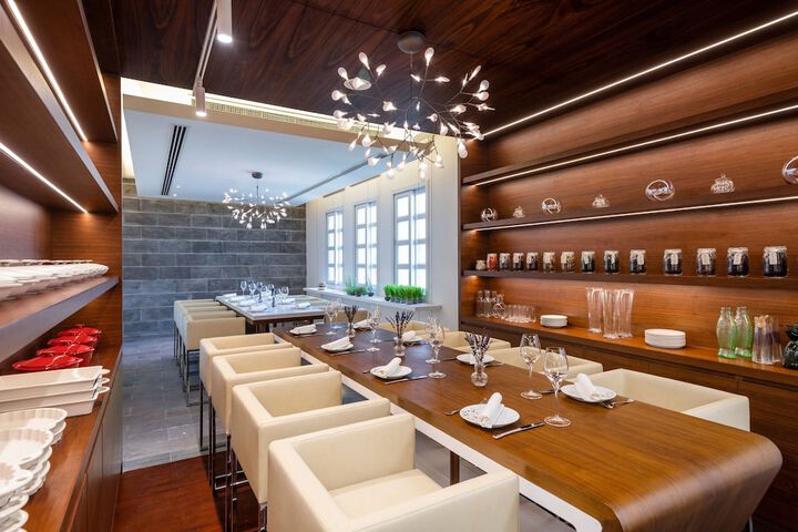 Dining 217 of 263