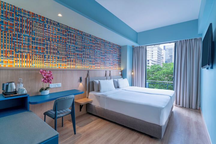 Room 8 of 27
