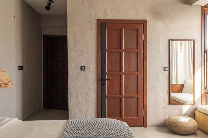 Room 31 of 53