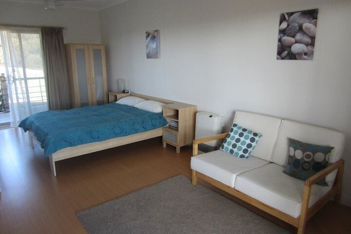 Room 2 of 19