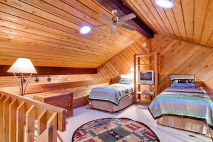 Room 10 of 39