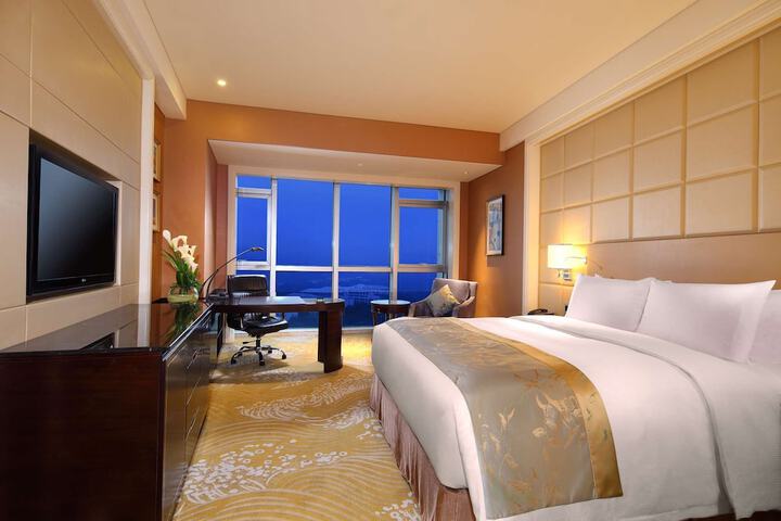 Room 19 of 78