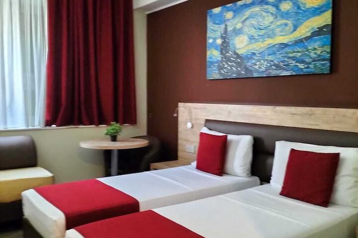Room 12 of 71