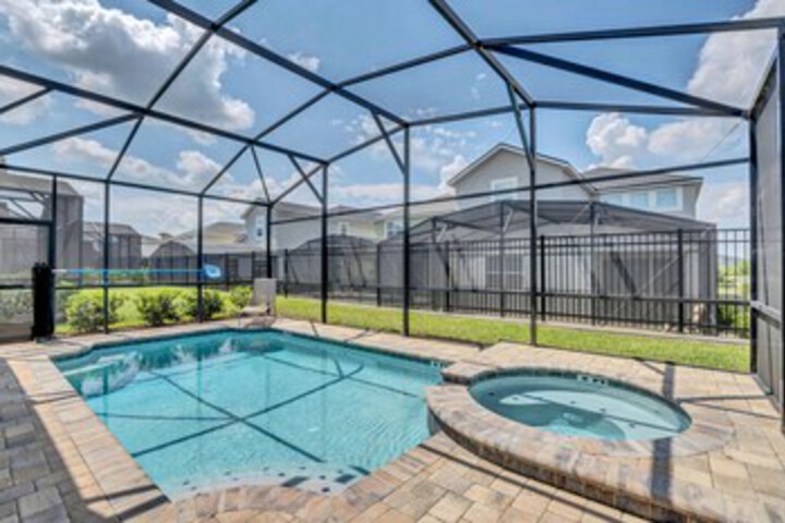 9023 Pelican Cove