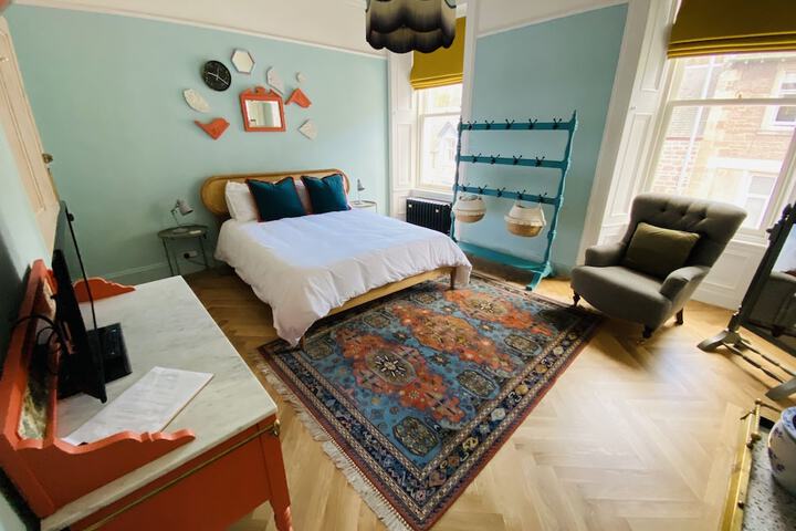 Room 20 of 64