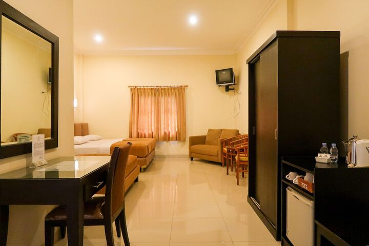 Room 6 of 97