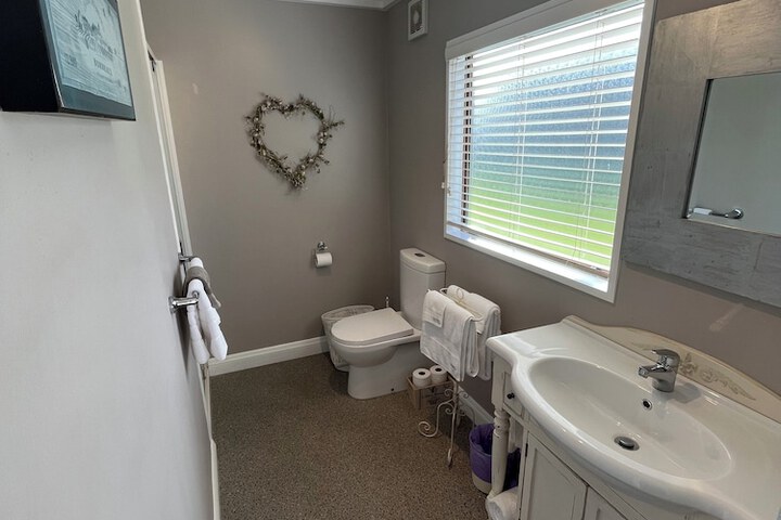 Clean Restrooms