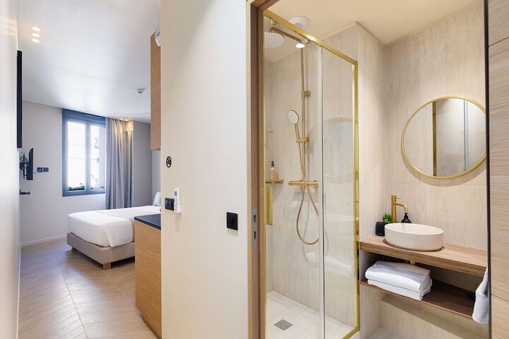 Room 20 of 82