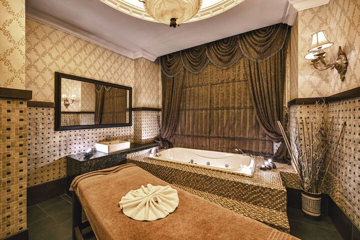 Room 46 of 146