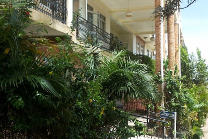 Hotel 71 of 73