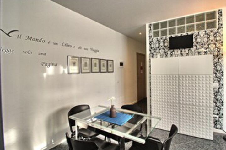 Room 14 of 40
