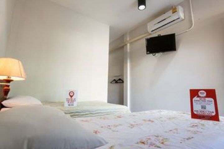 Room 26 of 70