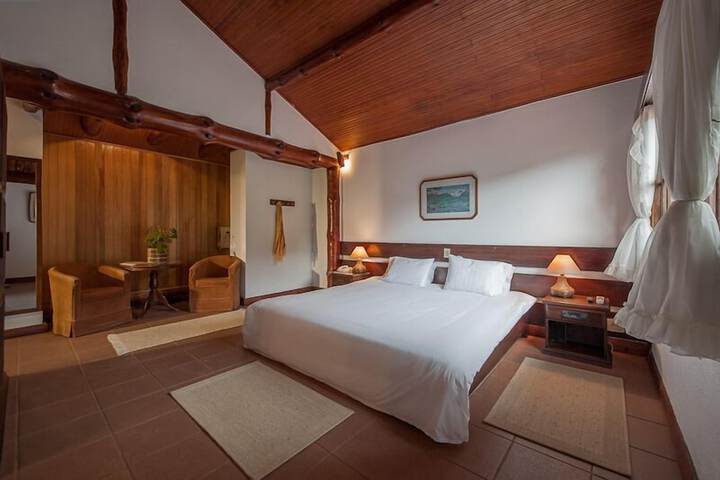 Room 5 of 24