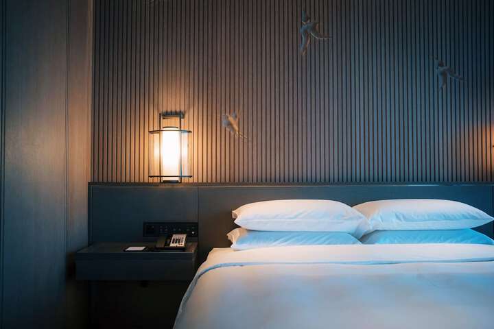 Room 13 of 67