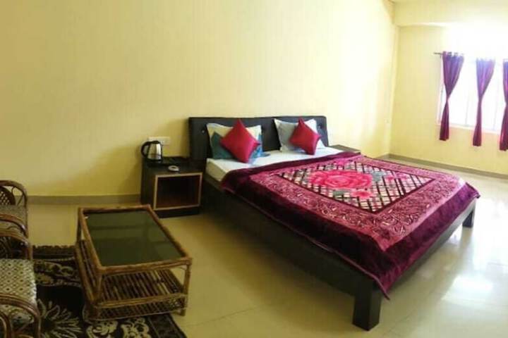 Room 5 of 7