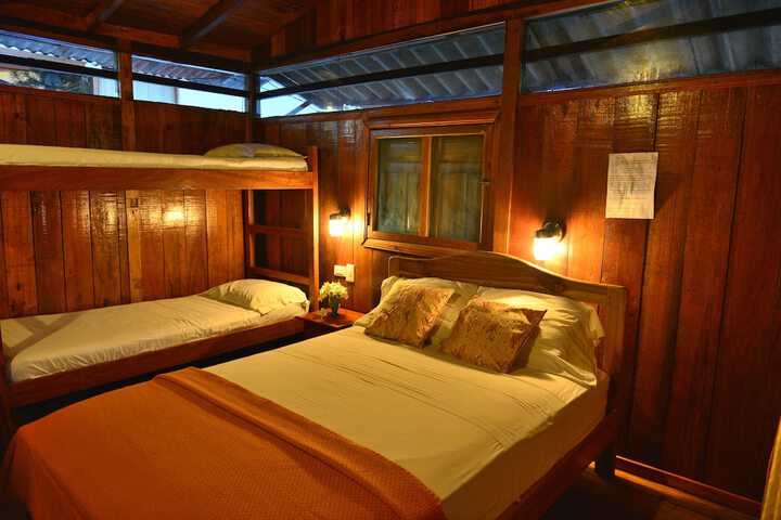 Room 9 of 73
