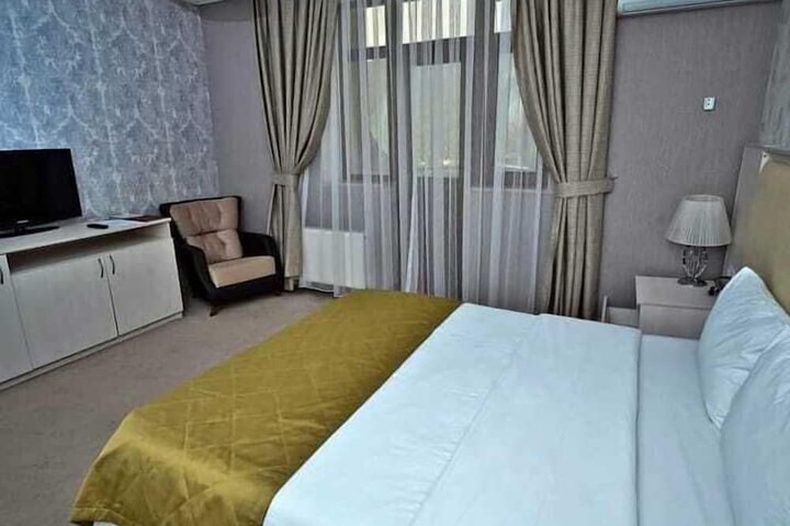 Room 8 of 52